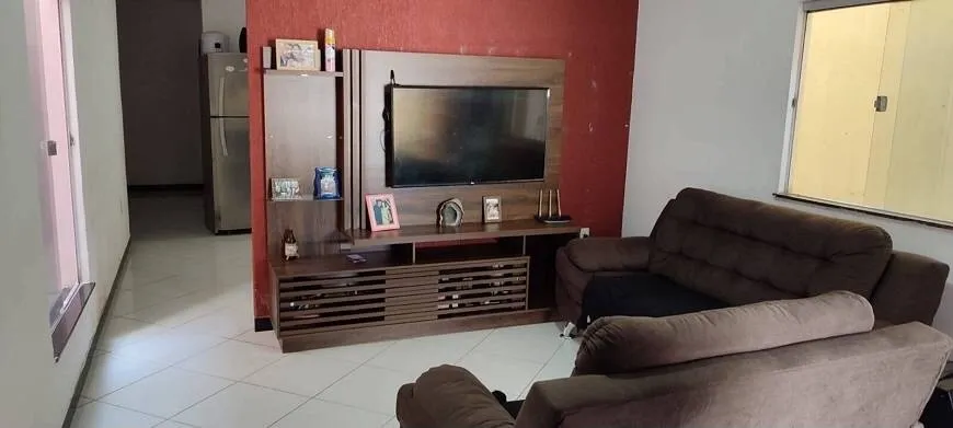 Foto 1 de Casa com 2 Quartos à venda, 85m² em Centro, Candeias