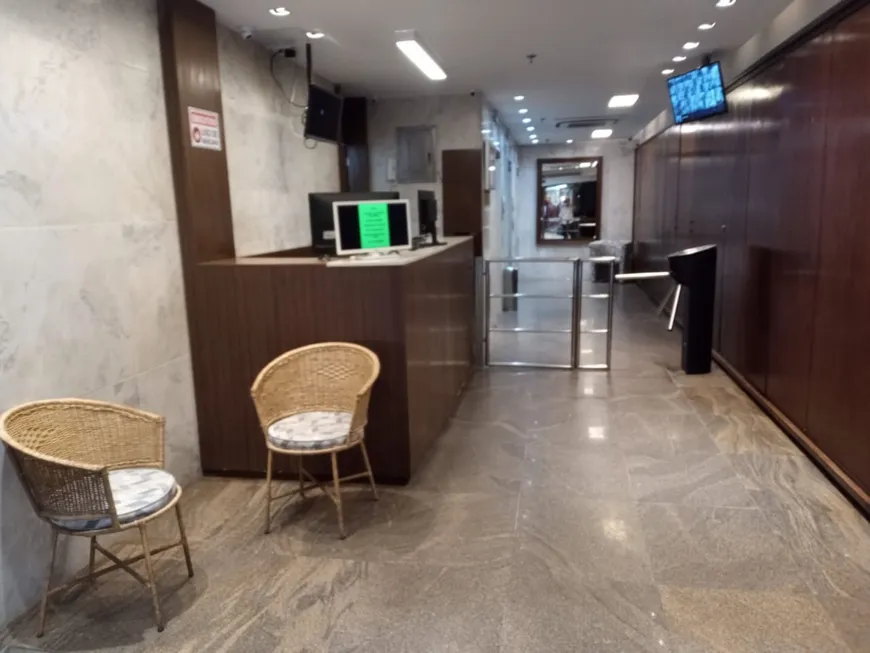 Foto 1 de Sala Comercial para alugar, 120m² em Centro, Rio de Janeiro