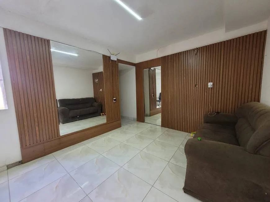 Foto 1 de Casa com 2 Quartos à venda, 70m² em Itapuã, Salvador