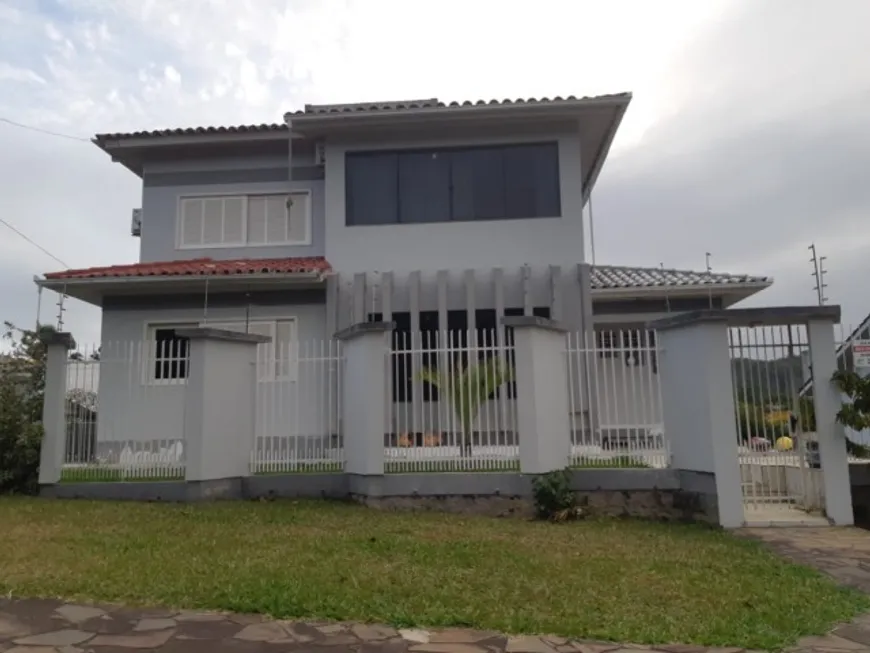 Foto 1 de Casa com 3 Quartos à venda, 468m² em Jardim Maristela, Criciúma