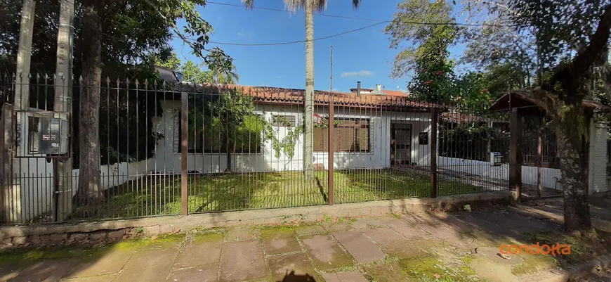 Foto 1 de Casa com 4 Quartos para alugar, 220m² em Ipanema, Porto Alegre