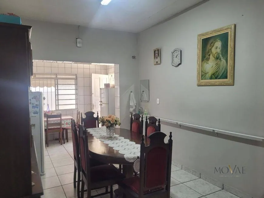 Foto 1 de Casa com 4 Quartos à venda, 170m² em Jardim São Dimas, São José dos Campos