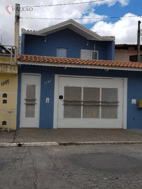 Foto 1 de Sobrado com 3 Quartos para venda ou aluguel, 222m² em Jardim dos Ipês, Suzano
