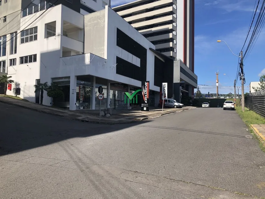 Foto 1 de Sala Comercial à venda, 186m² em Sanvitto, Caxias do Sul