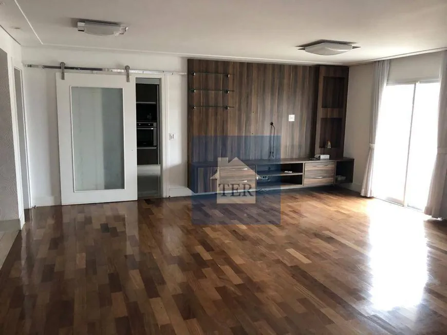 Foto 1 de Apartamento com 3 Quartos à venda, 200m² em Jardim Sônia, São Paulo