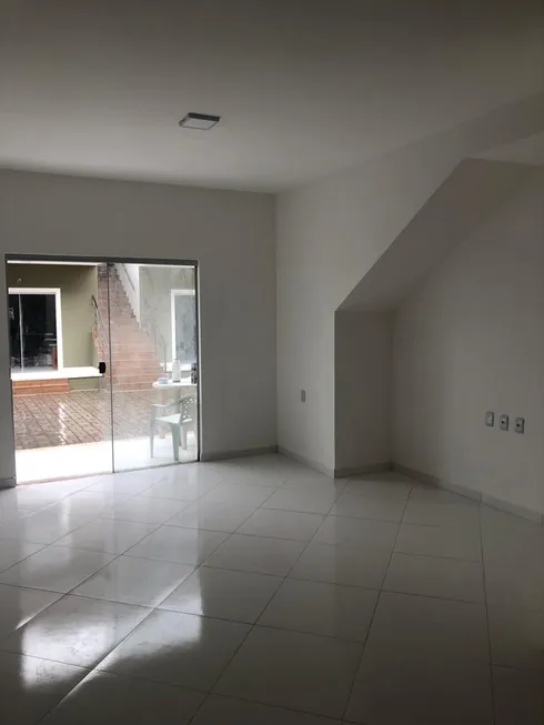 Foto 1 de Apartamento com 1 Quarto para alugar, 60m² em Taperapuan, Porto Seguro
