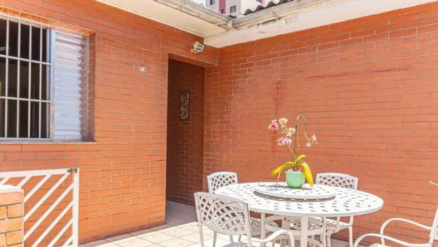Foto 1 de Casa com 5 Quartos à venda, 210m² em Vila Nair, São Paulo