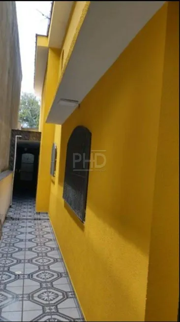 Foto 1 de Sobrado com 2 Quartos à venda, 171m² em Vila Linda, Santo André