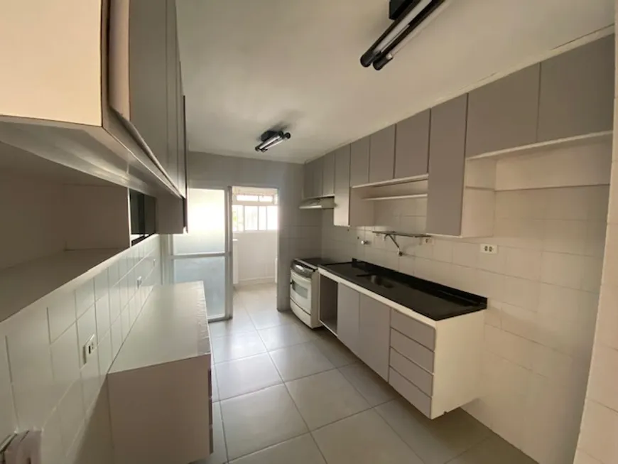 Foto 1 de Apartamento com 3 Quartos para alugar, 110m² em Moema, São Paulo