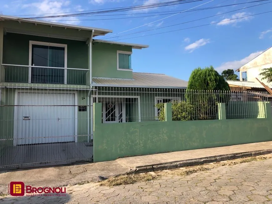 Foto 1 de Casa com 3 Quartos à venda, 151m² em Picadas do Sul, São José