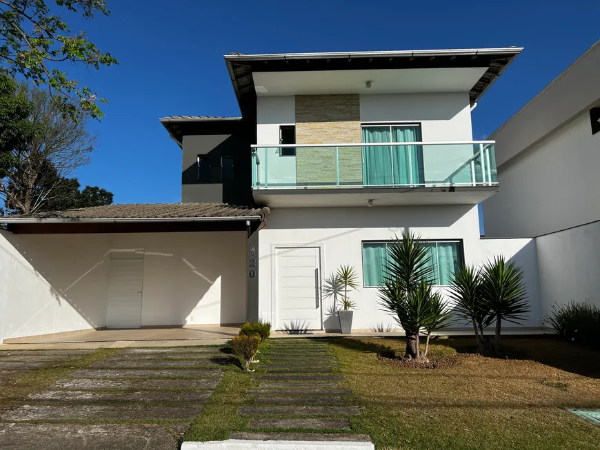 Foto 1 de Casa de Condomínio com 4 Quartos à venda, 420m² em Grama, Juiz de Fora