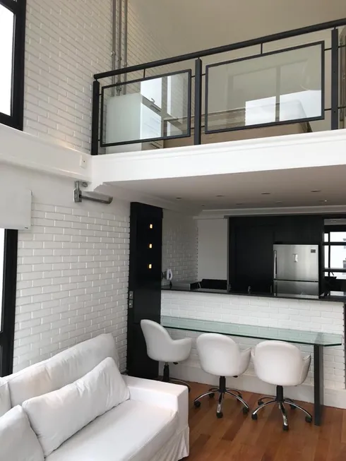 Foto 1 de Apartamento com 1 Quarto para alugar, 75m² em Cerqueira César, São Paulo