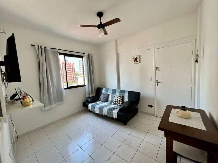 Foto 1 de Apartamento com 1 Quarto à venda, 40m² em Vila Tupi, Praia Grande