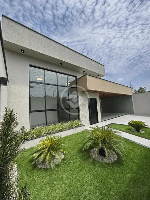 Foto 1 de Casa com 3 Quartos à venda, 196m² em Jardim Atlântico, Goiânia