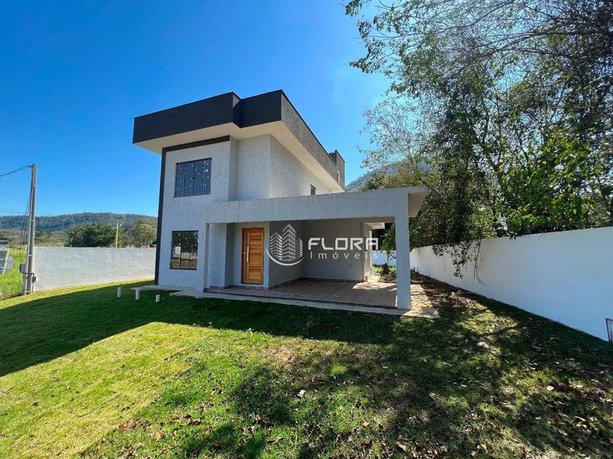 Foto 1 de Casa de Condomínio com 3 Quartos à venda, 135m² em Ubatiba, Maricá