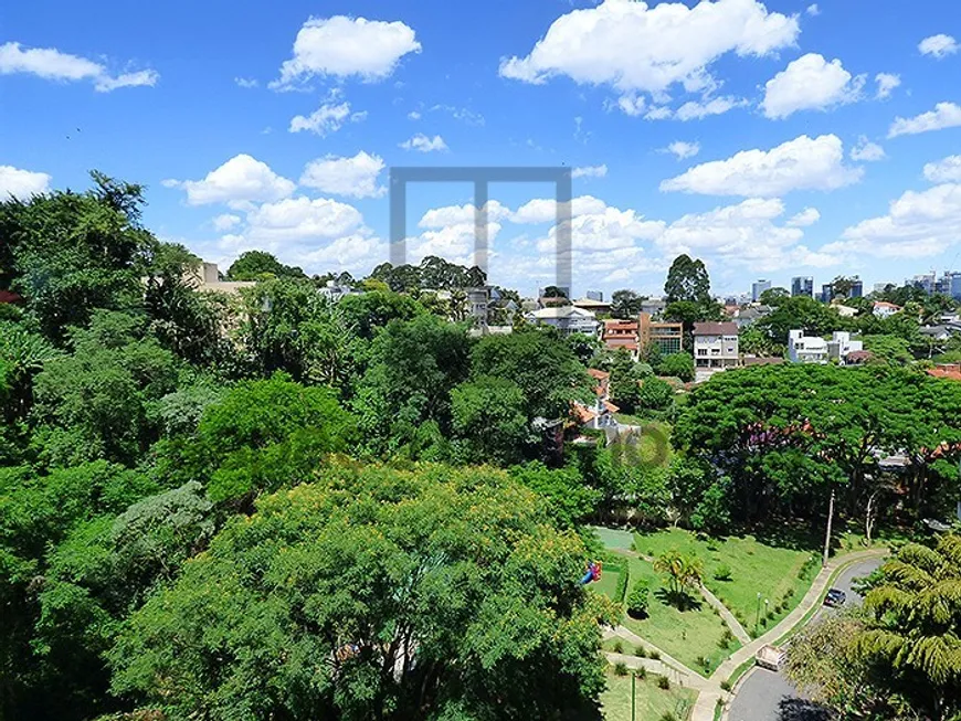 Foto 1 de Apartamento com 5 Quartos para venda ou aluguel, 856m² em Jardim Vitoria Regia, São Paulo