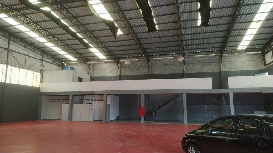 Foto 1 de Galpão/Depósito/Armazém para venda ou aluguel, 900m² em Laranjeiras, Caieiras