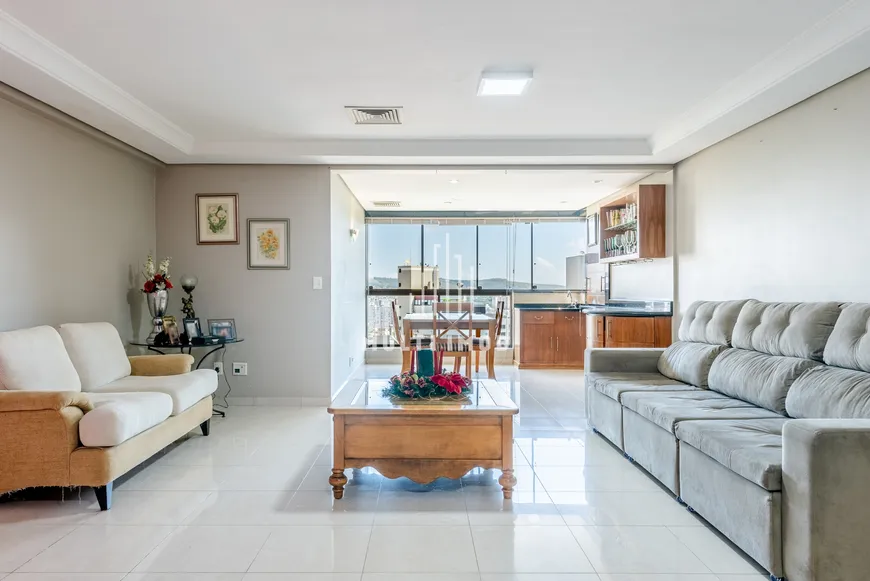 Foto 1 de Apartamento com 3 Quartos à venda, 139m² em Bela Vista, Porto Alegre