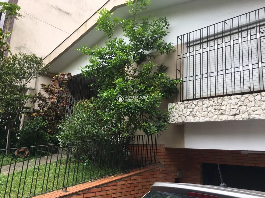 Foto 1 de Casa com 5 Quartos à venda, 350m² em São João, Porto Alegre