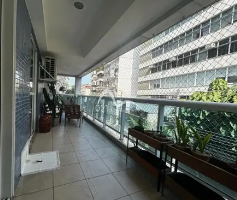 Foto 1 de Apartamento com 3 Quartos à venda, 176m² em Leblon, Rio de Janeiro