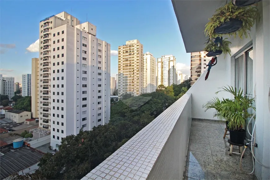Foto 1 de Apartamento com 3 Quartos à venda, 171m² em Campo Belo, São Paulo