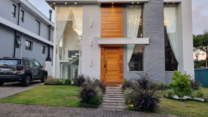 Foto 1 de Casa com 3 Quartos à venda, 264m² em Santa Terezinha, Canela