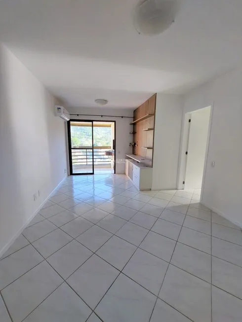 Foto 1 de Apartamento com 3 Quartos à venda, 86m² em Córrego Grande, Florianópolis