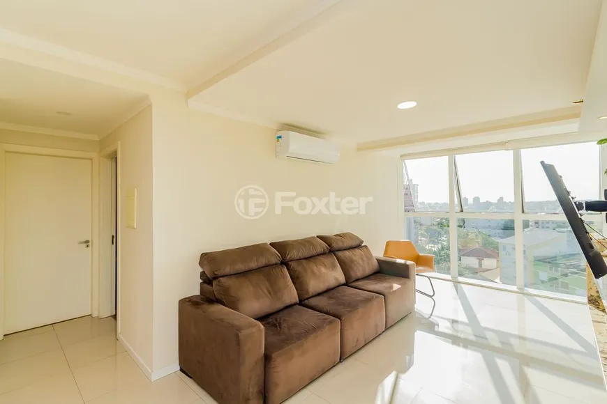 Foto 1 de Apartamento com 2 Quartos à venda, 79m² em Vila Ipiranga, Porto Alegre