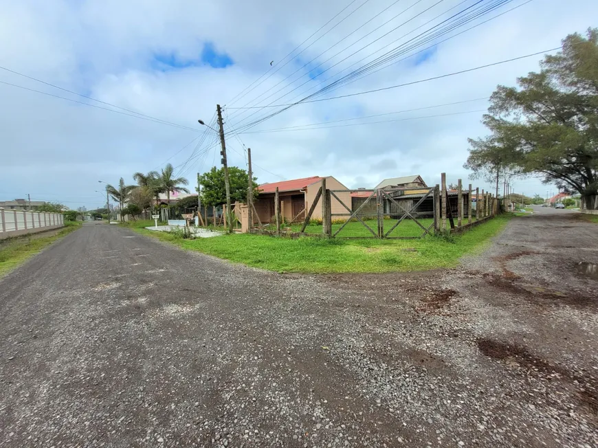 Foto 1 de Lote/Terreno à venda, 250m² em Arco Iris, Capão da Canoa