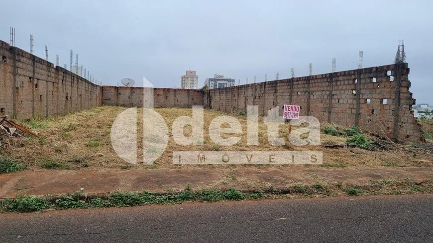 Foto 1 de Lote/Terreno à venda, 1m² em Jardim Colina, Uberlândia