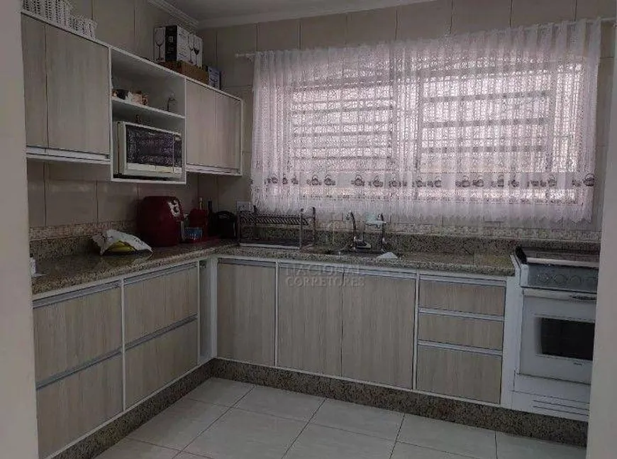 Foto 1 de Sobrado com 3 Quartos à venda, 241m² em Vila Francisco Matarazzo, Santo André