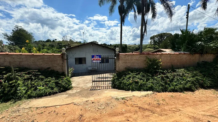 Foto 1 de Fazenda/Sítio com 2 Quartos à venda, 2600m² em , Jacutinga