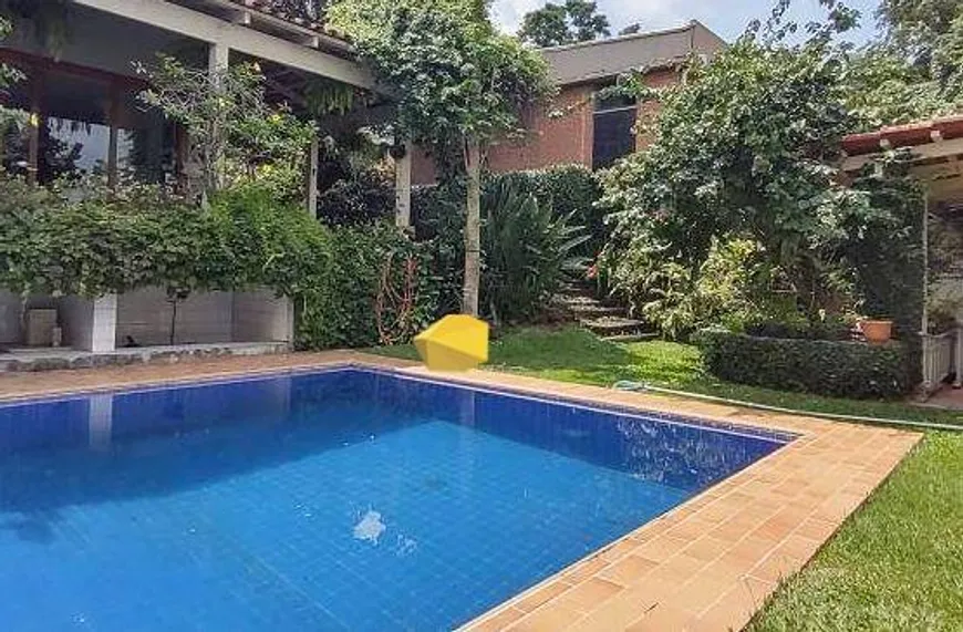 Foto 1 de Casa de Condomínio com 5 Quartos à venda, 415m² em Jardim Leonor, São Paulo