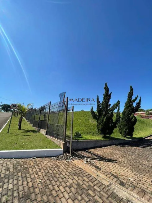 Foto 1 de Fazenda/Sítio com 2 Quartos à venda, 100m² em Parque Alvamar, Sarandi