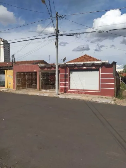 Foto 1 de Casa com 2 Quartos à venda, 209m² em Jardim Ártico, Araraquara