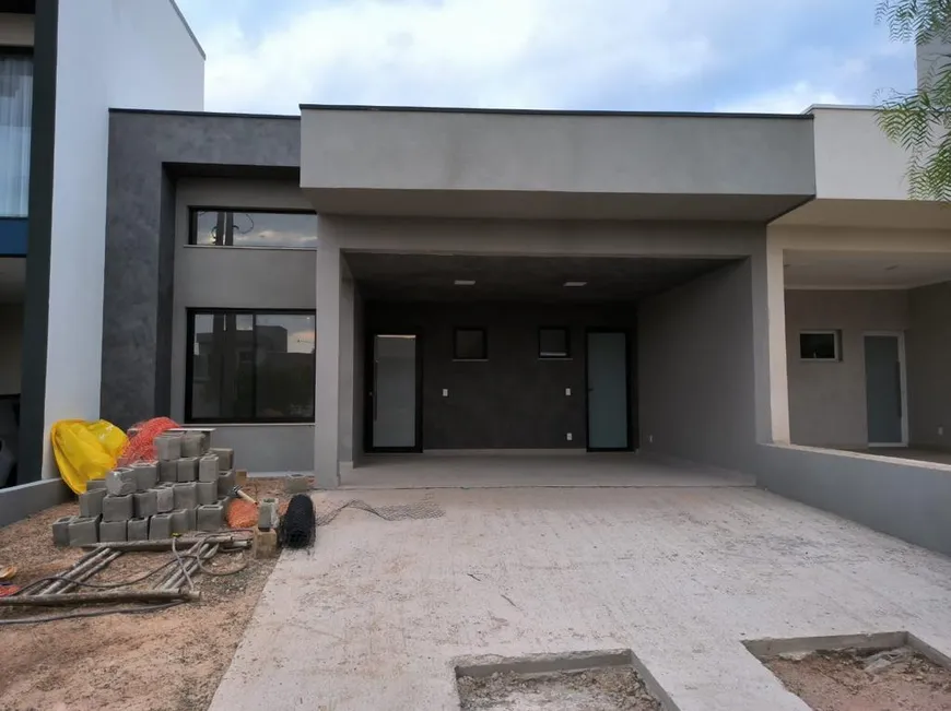 Foto 1 de Casa de Condomínio com 3 Quartos à venda, 138m² em Vila Bressani, Paulínia