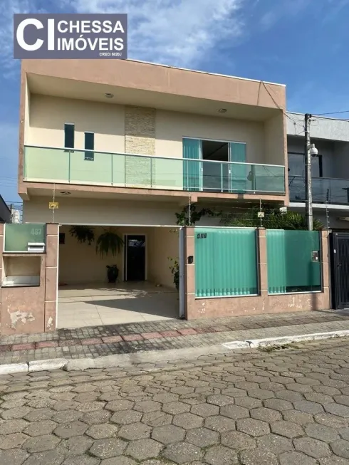 Foto 1 de Sobrado com 4 Quartos à venda, 163m² em Sao Joao, Itajaí