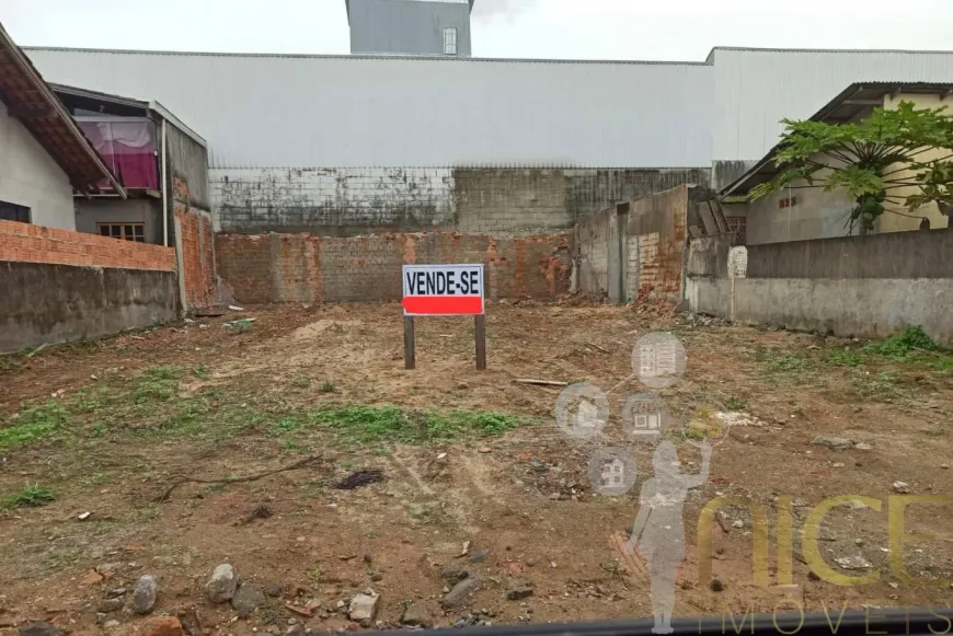 Foto 1 de Lote/Terreno à venda, 275m² em Sao Joao, Itajaí