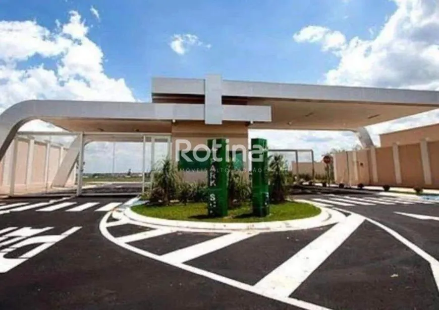 Foto 1 de Lote/Terreno à venda, 735m² em Shopping Park, Uberlândia