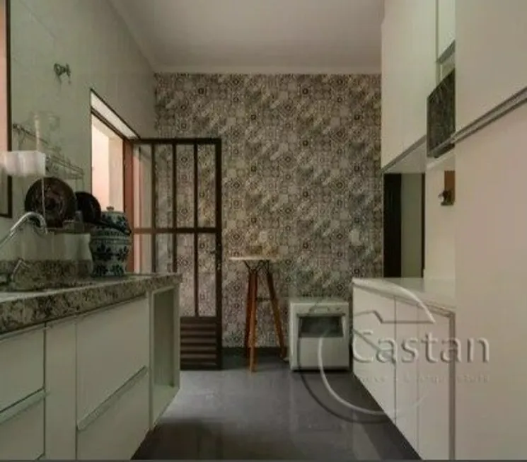 Foto 1 de Casa com 2 Quartos à venda, 270m² em Móoca, São Paulo
