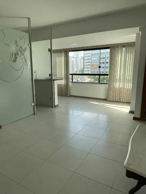 Foto 1 de Apartamento com 2 Quartos à venda, 75m² em Pituba, Salvador