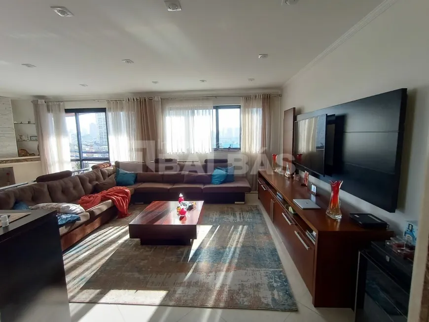 Foto 1 de Apartamento com 4 Quartos à venda, 215m² em Vila Carrão, São Paulo