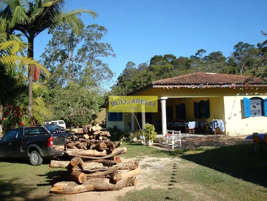 Foto 1 de Fazenda/Sítio com 5 Quartos à venda, 400m² em Monterrey, Louveira