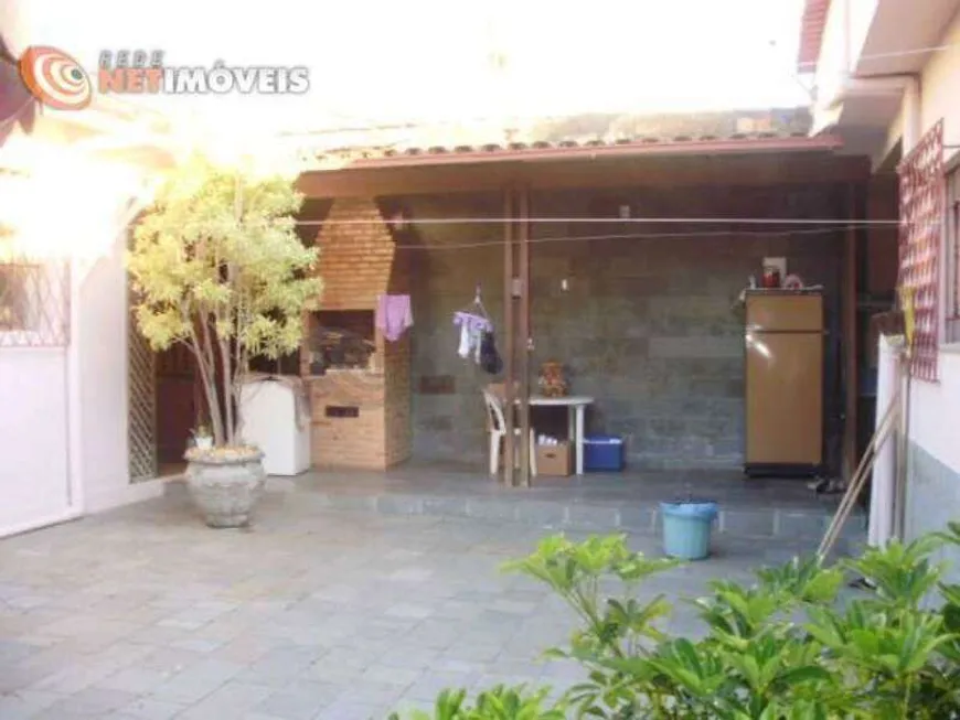 Foto 1 de Casa com 3 Quartos à venda, 257m² em Santa Inês, Belo Horizonte