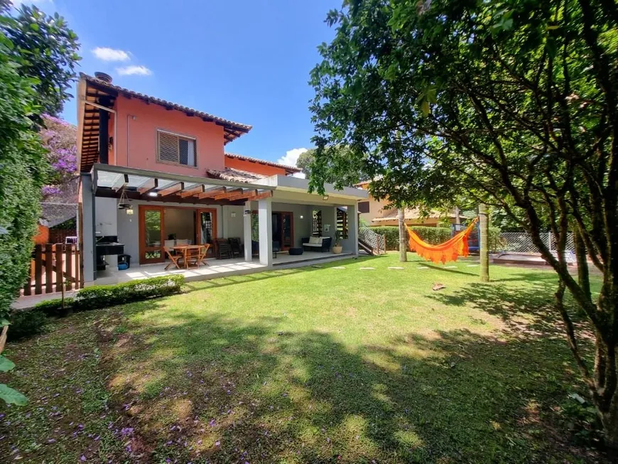 Foto 1 de Casa de Condomínio com 3 Quartos à venda, 221m² em Granja Viana, Carapicuíba