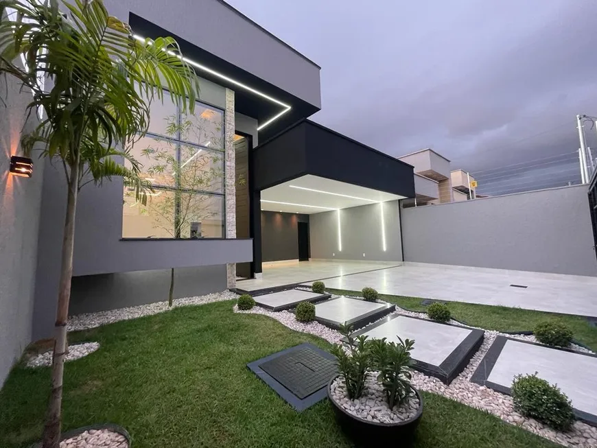 Foto 1 de Casa de Condomínio com 4 Quartos à venda, 185m² em Moinho dos Ventos, Goiânia