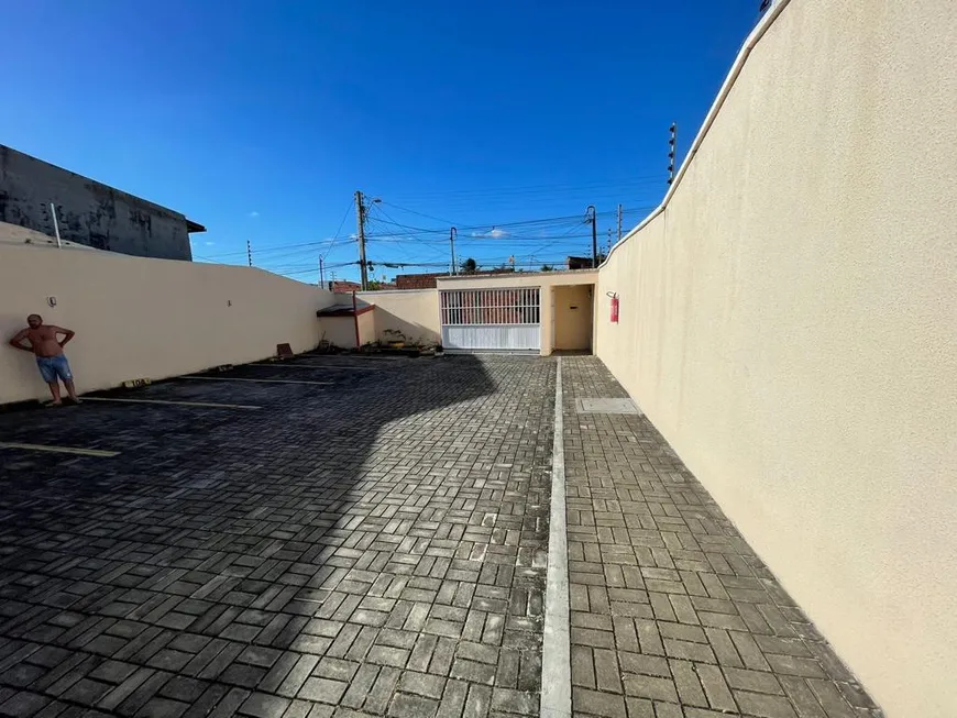 Foto 1 de Apartamento com 2 Quartos à venda, 45m² em Parque Guadalajara Jurema, Caucaia