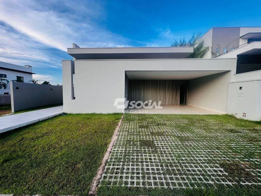 Foto 1 de Casa de Condomínio com 3 Quartos à venda, 226m² em Aponiã, Porto Velho