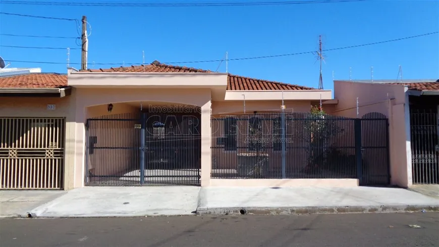 Foto 1 de Casa com 3 Quartos à venda, 165m² em Jardim São João Batista, São Carlos