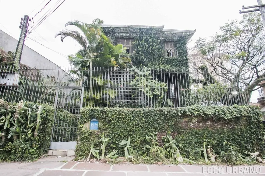 Foto 1 de Casa com 4 Quartos à venda, 249m² em Petrópolis, Porto Alegre